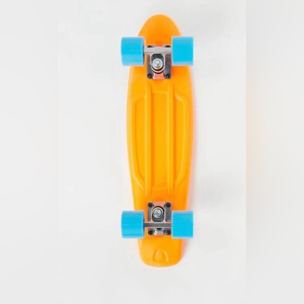 BNWT Wonderful 22” Classic Mini Cruiser Skateboard Neon Orange